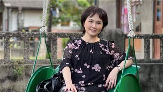 沈春華曬兒女舊照自嘲「強顏歡笑」洩心聲