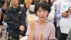 陳佩琪28日臉書PO文再談藍白合並說「我不一定是柯文哲的老婆或牽手或夫人，但一定是永遠的大柯粉， 也是永不離開的志工小草榮譽團長」。（圖／翻攝自臉書）