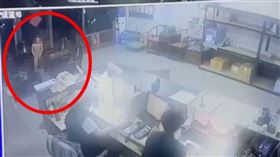 男童,黃瓊慧,脫光汪,罰站（圖／翻攝畫面）