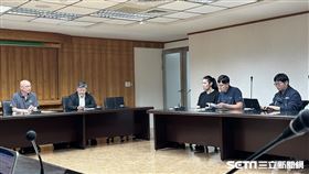 籃球協會與台北市職業籃球球員職業工會於10日假體育署會議室進行國家隊選手參賽權益正式會談。（圖／記者蔡厚瑄攝影）