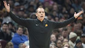 ▲太陽開除總教練伏格爾（Frank Vogel）。（圖／美聯社／達志影像）