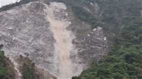 崇德,地震,落石,花蓮（圖／翻攝畫面）