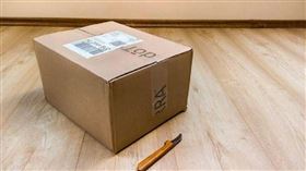 店員的話要聽！他超商取貨「金額對了」卻遭警告　詐騙物流商名單曝