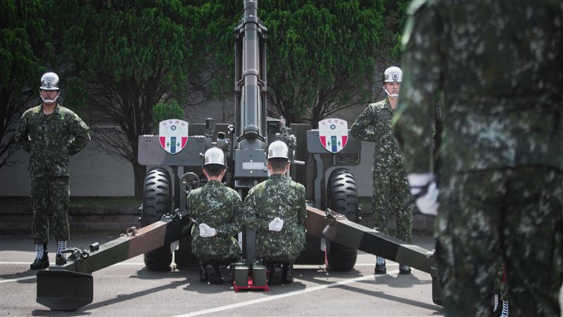 敗壞國軍形象！阿兵哥喝醉跳舞上傳抖音