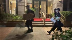 新北三重警傳滅門慘案，警方到場蒐證。（圖／翻攝畫面）