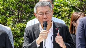 民眾黨舉行519草根行動啟動記者會（3）民眾黨主席柯文哲9日上午在監察院前出席「第3波民主改革 519草根行動啟動」記者會，會中號召眾人519一起上街頭，以堅定行動向執政者傳達即刻改革的決心。中央社記者鄭清元攝  113年5月9日