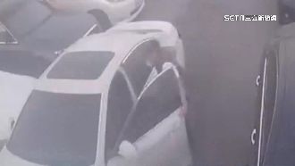 獨／賊闖中古車行用「遙控鑰匙」迅速偷車