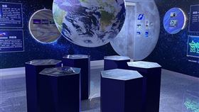 518國際博物館日，郵政博物館在「開放博物館」平臺推出「奇幻星空郵票」數位展。郵政博物館在「開放博物館」平臺推出「奇幻星空郵票」數位展，介紹12星座、太空科技等主題，讓民眾突破時空限制，探索無垠天際。（圖／中華郵政提供）