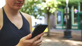 手機，講電話(圖／PIXABAY)