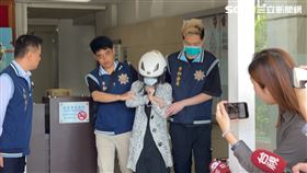 警方訊後將蘇女依殺人罪嫌移送法辦。（圖／記者楊忠翰攝影）