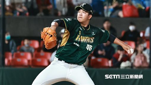 黃群連2天登板洪總也訝異　蕭任汶揭原因