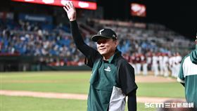 ▲台鋼雄鷹總教練洪一中成為台灣職棒歷史第一位千勝總教練。（圖／記者劉彥池攝影）