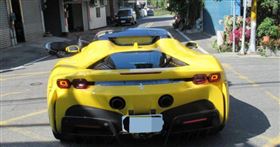 婦騎車撞1600萬法拉利　遭求償百萬判決曝