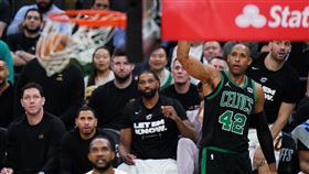 ▲霍福德（Al Horford）飆進6顆三分球，塞爾提克晉級東區冠軍賽。（圖／路透社／達志影像）
