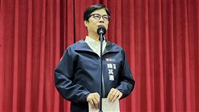 陳其邁回應國際天團陸續至高雄開唱話題高雄市長陳其邁（圖）16日在高雄市議會接受媒體聯訪，談及英國天團「接招合唱團」（Take That）將於11月16日至高雄流行音樂中心開唱，也預告9、10月還是會有很多團體到高雄演出。中央社記者林巧璉攝  113年5月16日