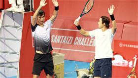 何承叡和搭擋南智星賽後向球迷致意。（圖／海碩整合行銷提供）