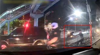 追可疑車輛　新北警車遭追撞開槍反擊