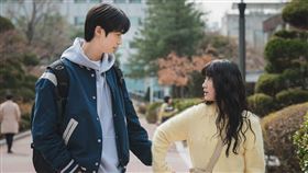 ▲《背著善宰跑》，邊佑錫，金惠奫。（圖／愛奇藝國際站）