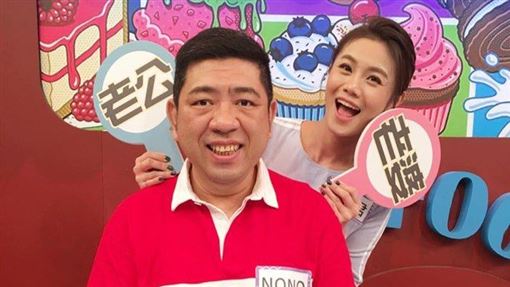 朱海君遭傳離婚NONO　男子牽手緊擁身分曝