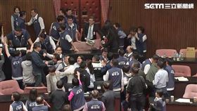 立法院肢體衝突