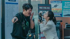 ▲《碰撞搜查線》許成泰和郭善英（右）為首的交通犯罪調查小組 (TCI) 。（圖／Disney+提供）