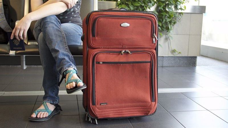 孕婦搭火車遭掉落行李箱砸中⋯寶寶沒保住