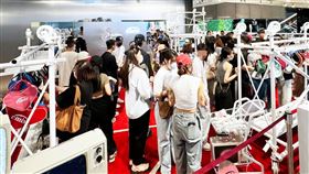 ▲emis台中快閃店。（圖／emis提供）