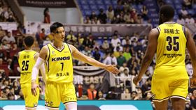 ▲林書豪、路易士合攻48分，新北國王39分差擊敗高雄17直播鋼鐵人。（圖／新北國王球團提供）