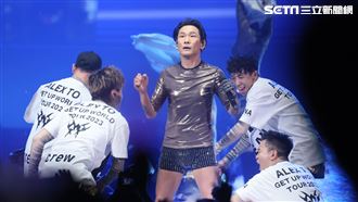 史上第一人！杜德偉只穿內褲登小巨蛋嗨唱