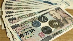 日圓匯價持續疲軟（1）日圓匯價持續疲軟，根據台銀最新日圓牌告現鈔賣出價，9日上午盤中最低價來到0.2237元，持續創下逾25年新低。中央社記者吳家昇攝  111年6月9日