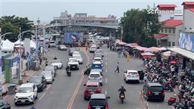 獨家／東港遊客多停車困擾！機車亂停　行人寸步難行