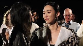 吳可熙在《藍色太陽宮》首映會上哭成淚人兒。（圖／CAA提供）