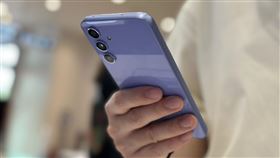 三星520告白季，全台熱銷安卓手機三星Galaxy A54下殺59折。（圖／品牌業者提供）