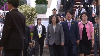 總統畢業了！賴蕭陪英離府　同仁不捨落淚