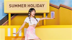 PUMA推出Summer Holiday夏日海島假期系列，邀品牌大使E.SO 瘦子和王淨已各自獨特魅力演繹夏日渡假穿搭日記。（圖／品牌業者提供）