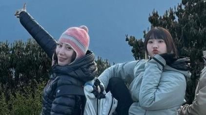 愛莉莎莎尼泊爾花光旅費行善...卻黑了她