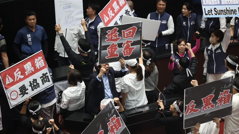 范雲重批黑箱：韓國瑜史上最可恥立院院長