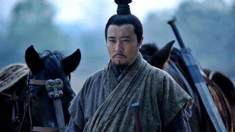 劉備選中一人！替關羽報仇還幫孔明出了氣