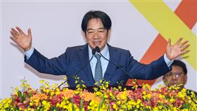 僑胞慶賀總統就職茶會　賴總統致詞「海外僑胞回國慶賀中華民國第16任總統、副總統就職茶會」21日下午在台北賓館盛大舉行，總統賴清德（中）出席與會，致詞向所有返台僑胞致意。中央社記者鄭清元攝　113年5月21日