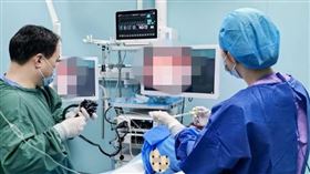 中國一對夫妻同時罹患癌症。（圖／翻攝自富陽日報）