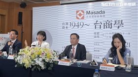 永佳捷主辦「1949台商學媒體論壇」，（左起）眾博法律事務所主持律師許兆慶、義守大學企管系教授鍾喜梅、永佳捷董事長許作名、Alliance Advisors 董事總經理馮欣宜，共同探討「家族企業如何進行傳承」。（圖／記者王翊綺攝影）