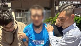 新北警方在新莊區雙鳳路1棟公寓緝獲簡男。（圖／翻攝畫面）