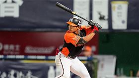 ▲統一獅邱智呈炸裂2分砲。（圖／統一獅提供）