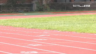 逼8歲童「跑100圈操場」稱開玩笑！下場曝