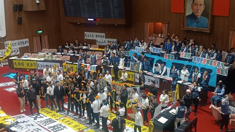 國會擴權爭議燒　外媒：企圖削弱總統權力