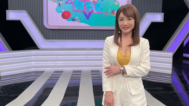 喝醉男主管從後面硬上　蕭彤雯爆宮鬥秘辛