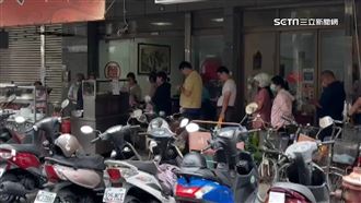 90年豬腳老店結束營業　客排隊吃最後一次