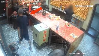 獨／土地公廟當自助吧？2賊偷金紙、錢母