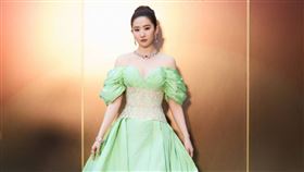 劉亦菲近日受邀出席羅馬品牌活動。（圖／翻攝自微博）