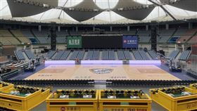 ▲雲豹和領航猿季後賽共用地板。（圖／桃園台啤永豐雲豹球團提供）